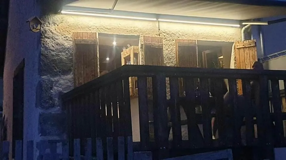 Le Chalet Des Nounours Boutx Franciaország